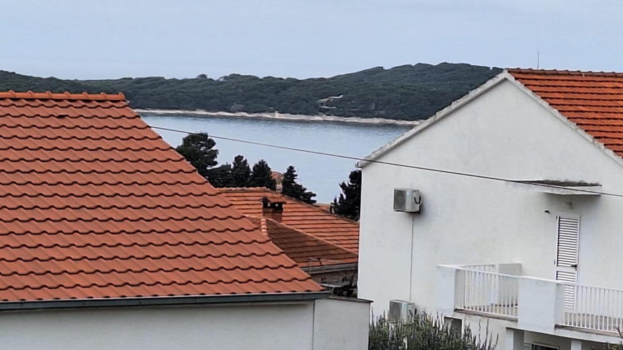 Apartments Teo 1 Hvar Town Bagian luar foto