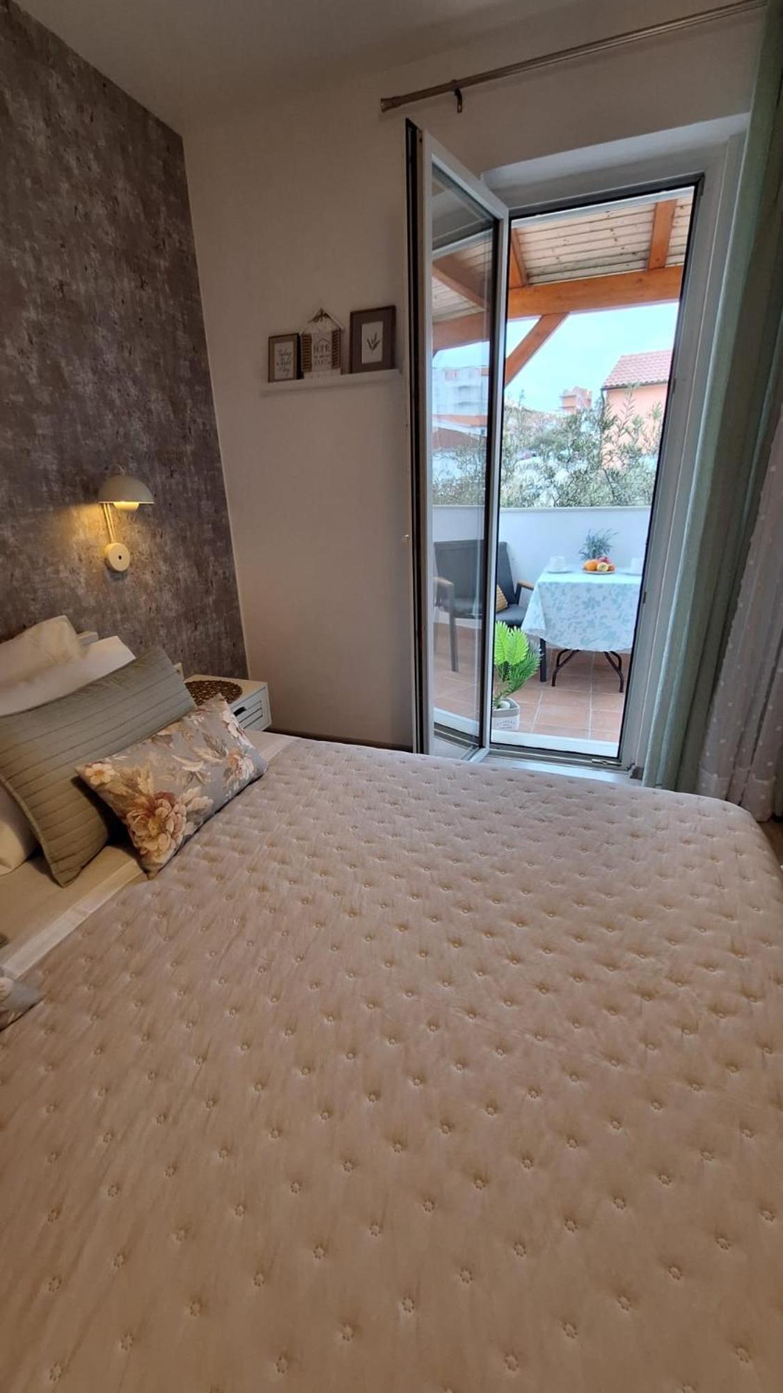Apartments Teo 1 Hvar Town Bagian luar foto